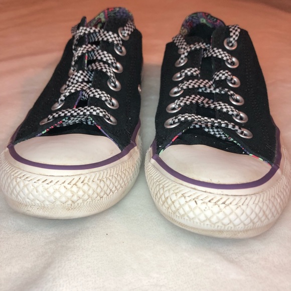 👟 Purple Paisley Converse 🌟GREAT Condition!!🌟 - Picture 2 of 8